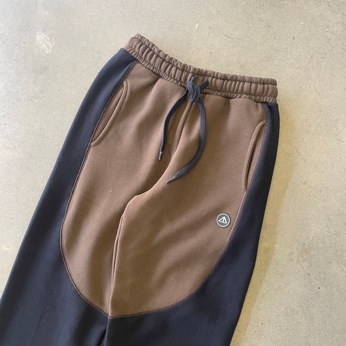 Calça Jogger Fivebucks Techno Paradiso Cacau
