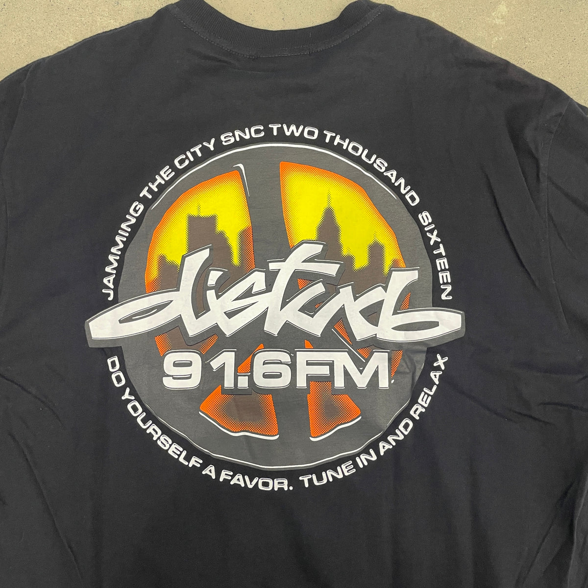 Camiseta Disturb Tune In Preto