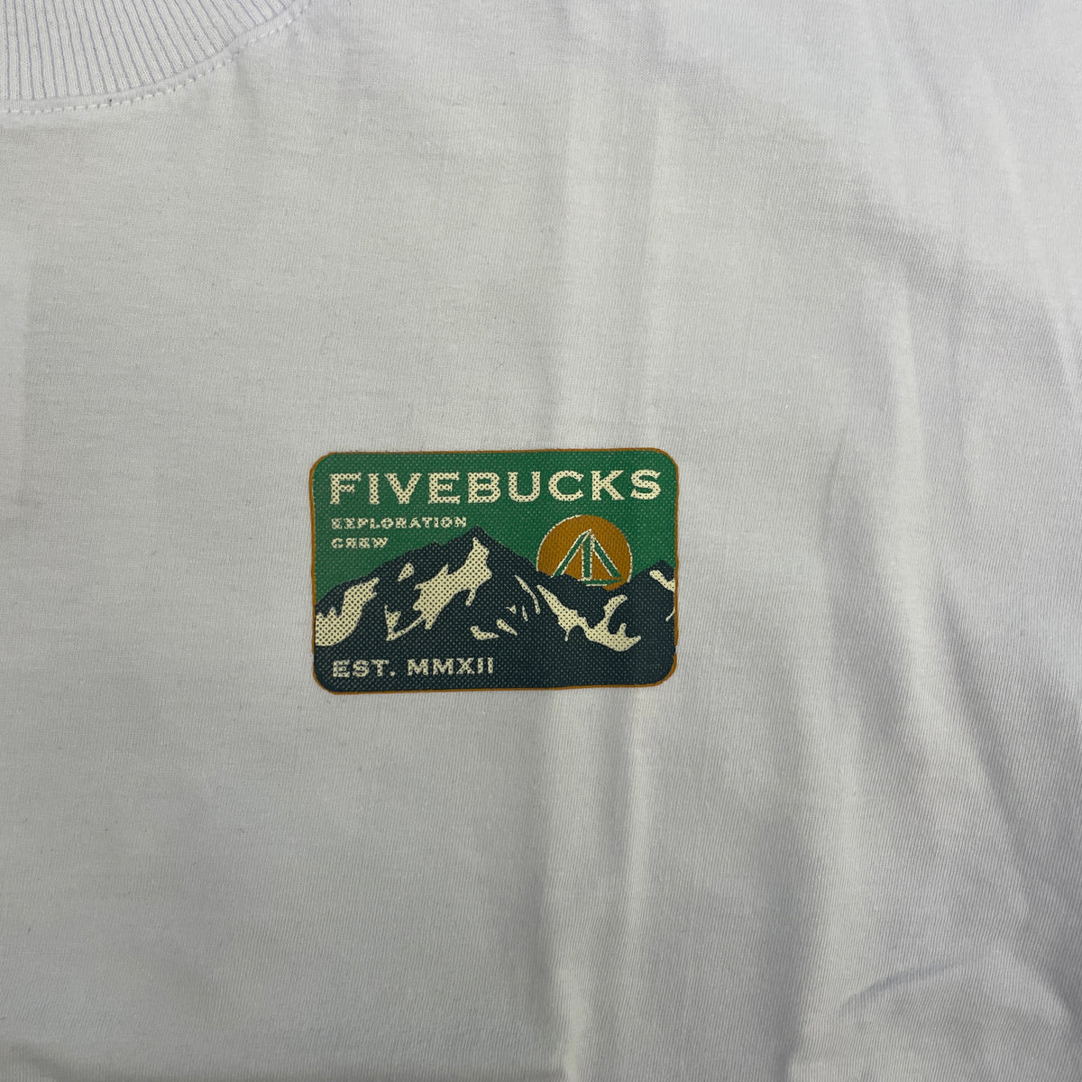 Camiseta Fivebucks Exploration Crew Branco