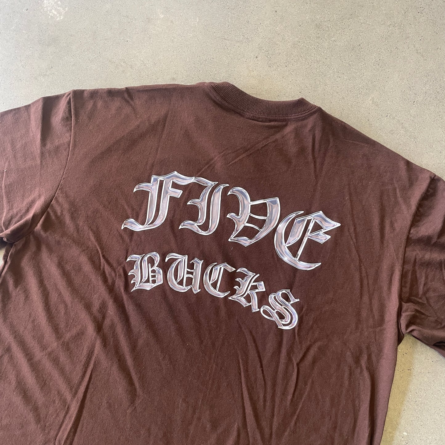 Camiseta Oversized Fivebucks Liquid Metal Pecan