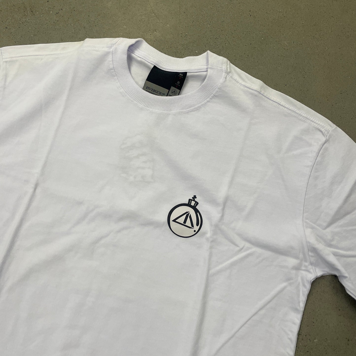 CAMISETA XMAS BALL BRANCO TAMANHO M Fivebucks